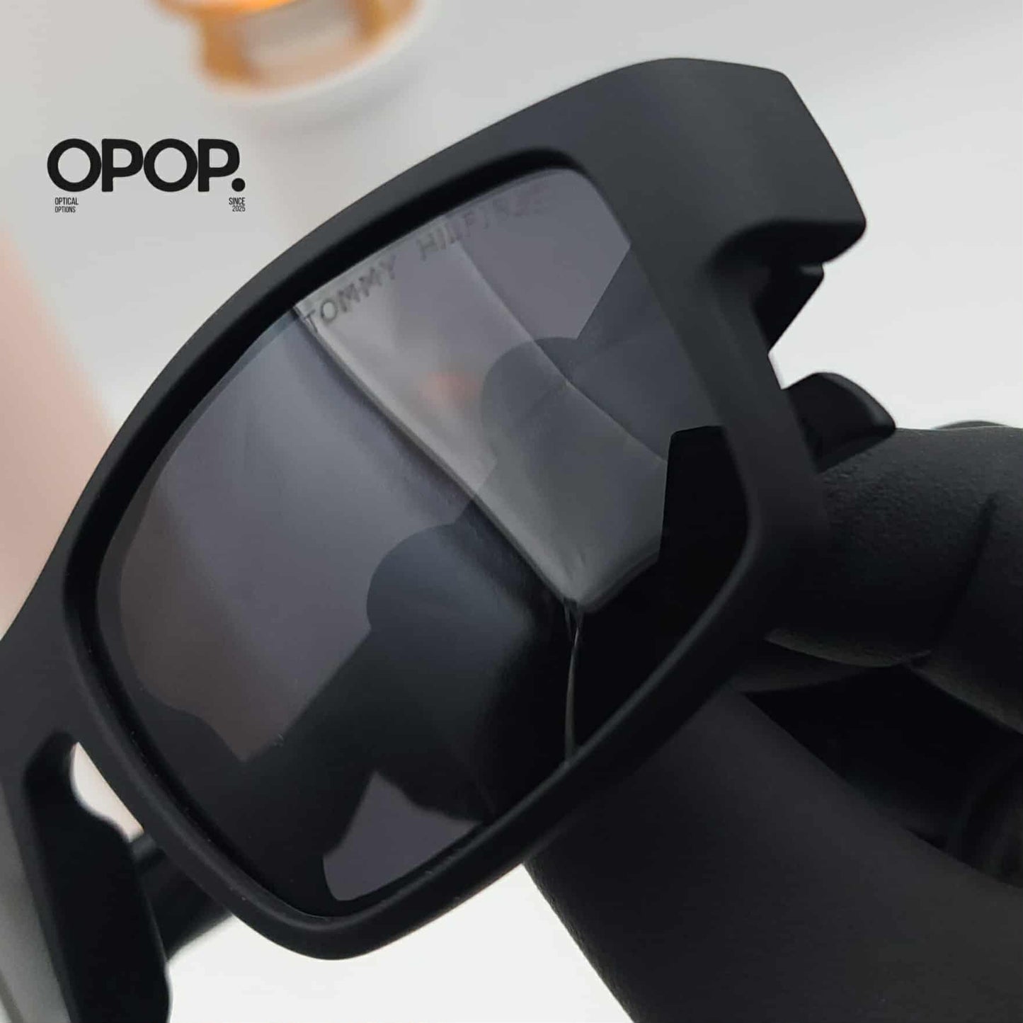 Tommy Hilfiger 2146 NR