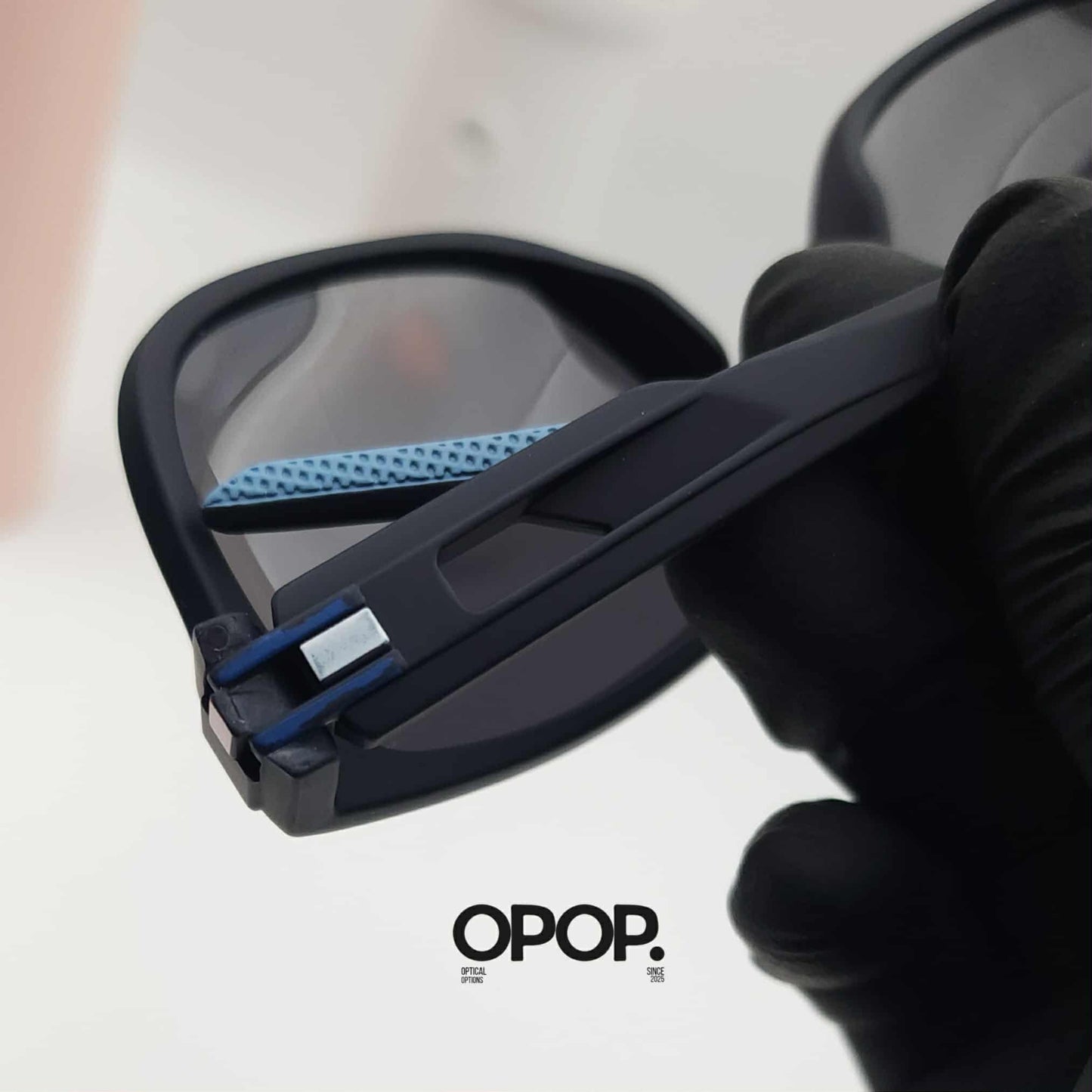 Tommy Hilfiger 2236 BL