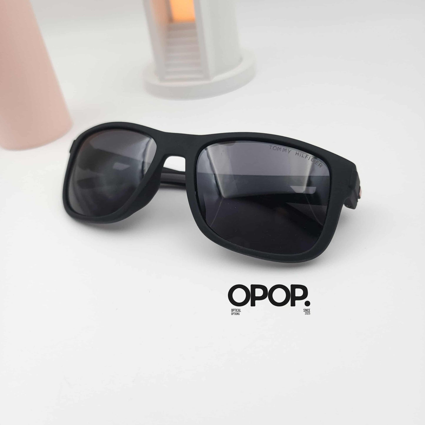 Tommy Hilfiger 2236 NR