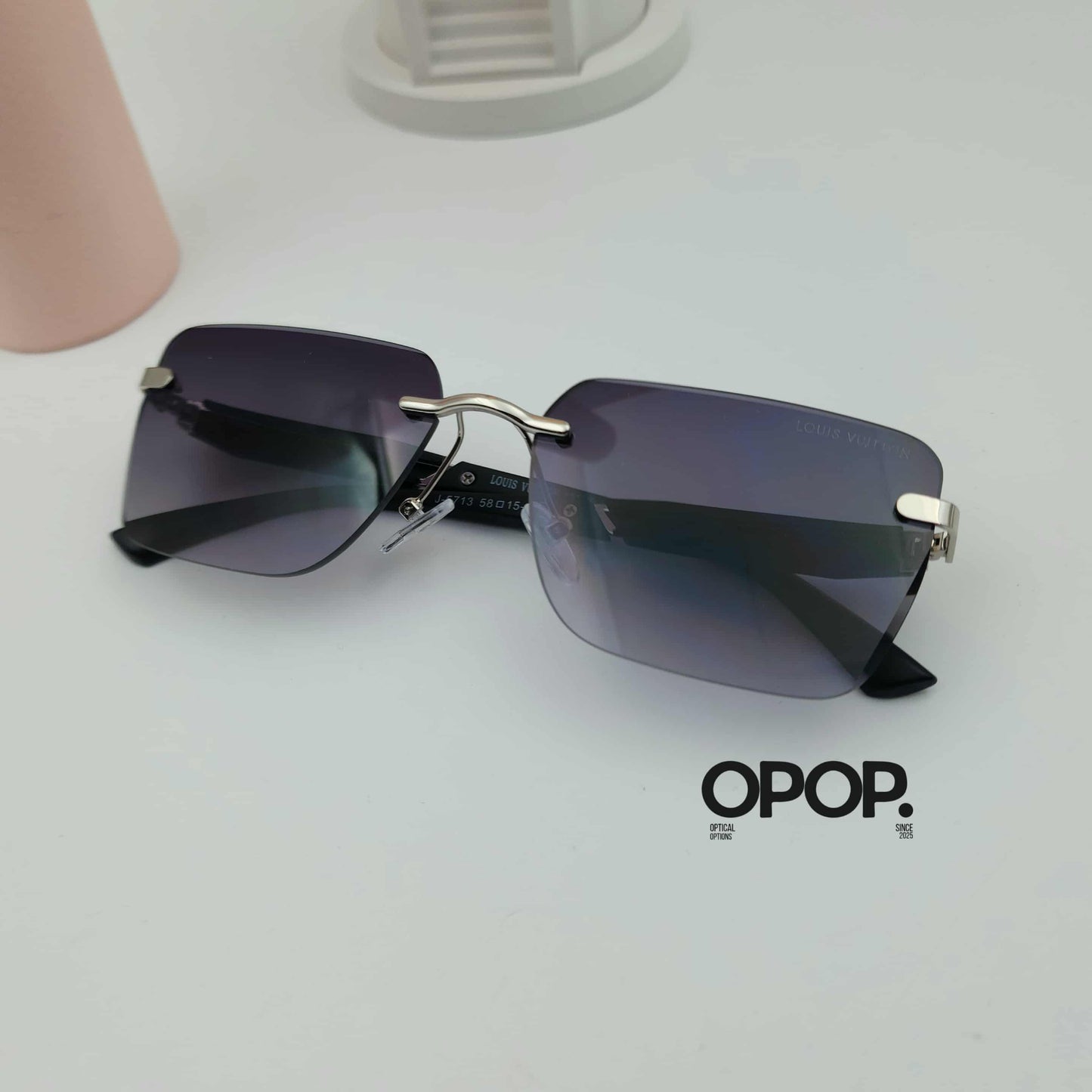 Louis Vuitton J5713 NA